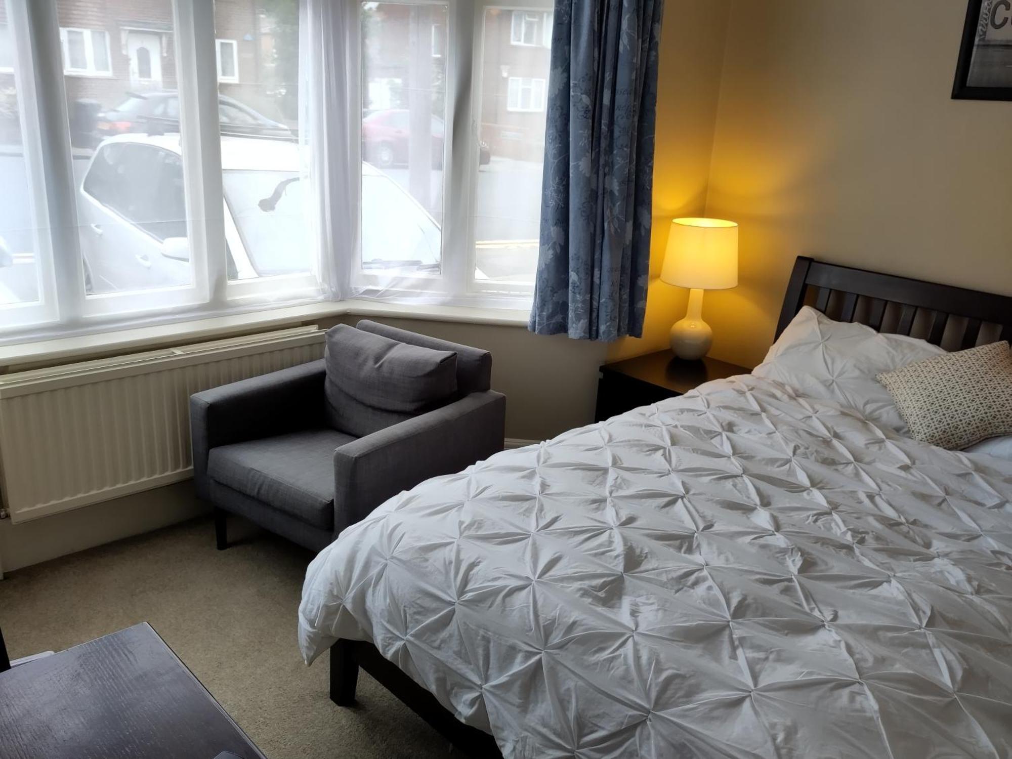 Amherst 3* Reading
