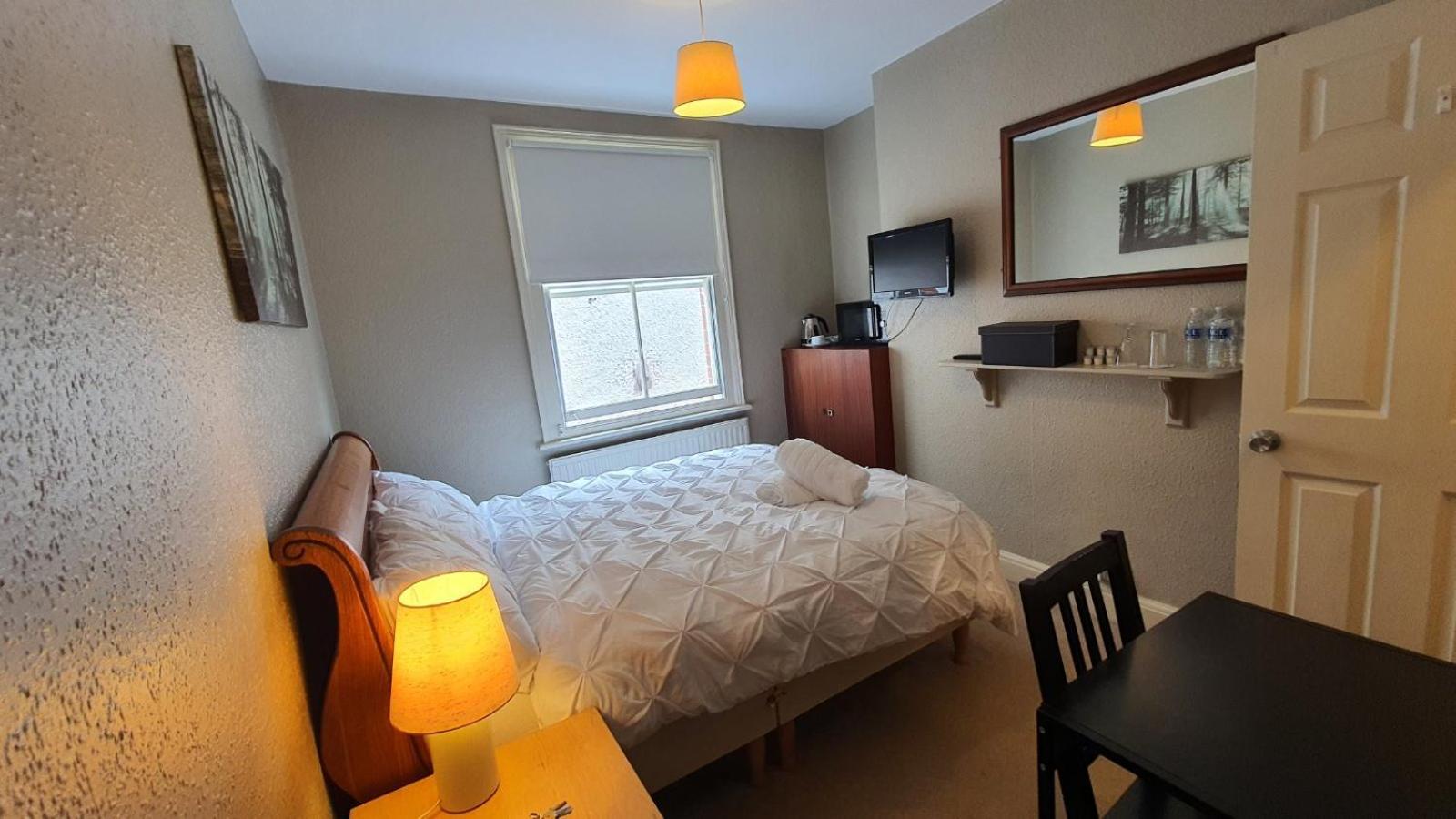 Pensión Amherst 3*